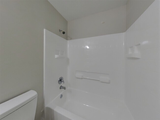 Building Photo - 17023 Morning Star Ave