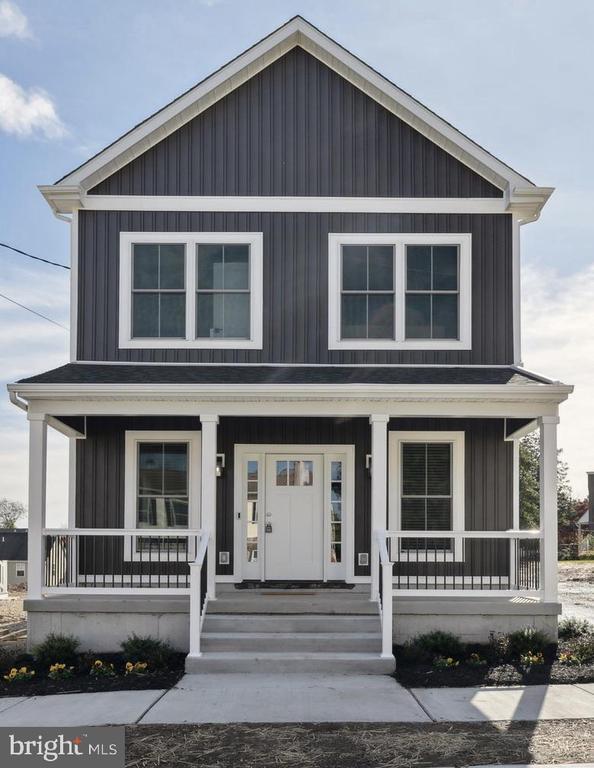 Building Photo - 36 Evergreen Ln