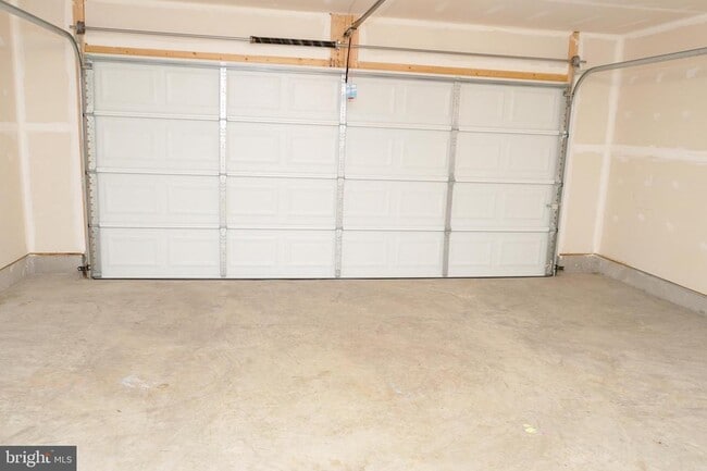Building Photo - 238 Gumspring Dr
