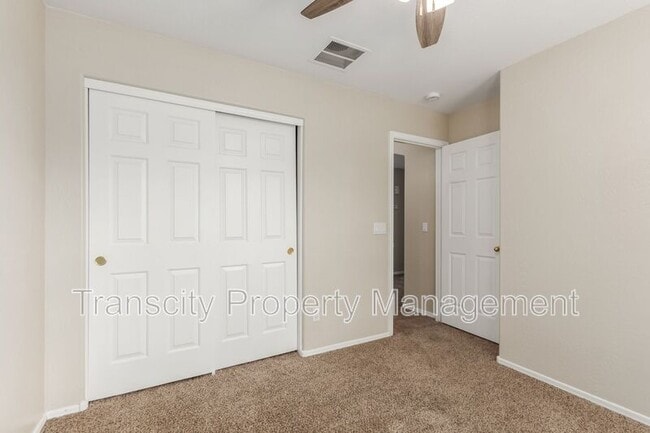 Building Photo - 4189 S Rim Rd