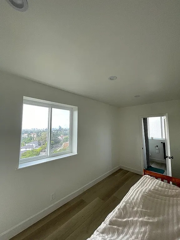 Building Photo - 3632 Amesbury Rd