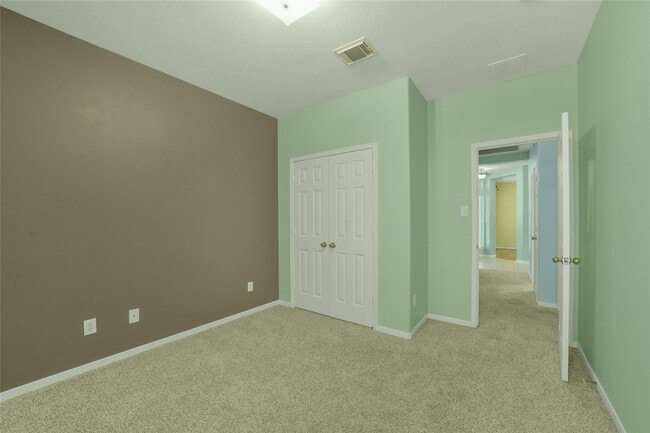 Building Photo - 18022 Oak Orchard Lane
