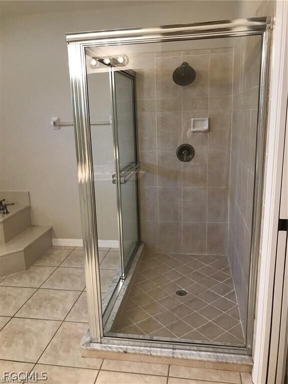 Building Photo - 1139 SW 43rd St