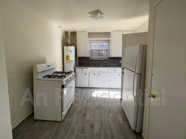 Building Photo - 3822 Dabney St