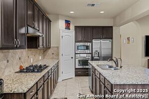 Building Photo - 8718 Silver Rock