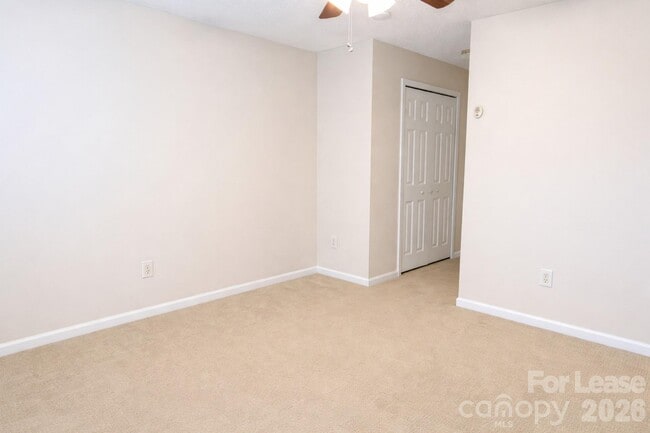 Building Photo - 111 Lynch Cir