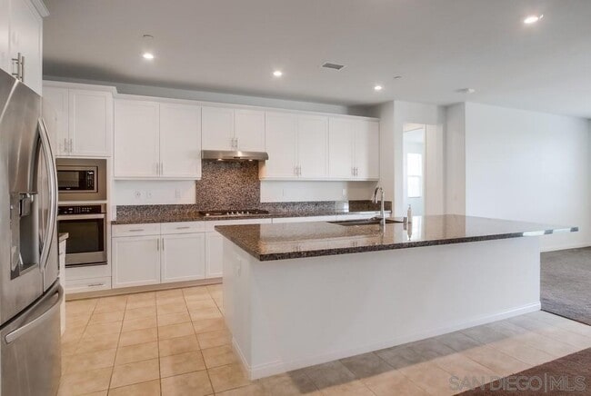 Building Photo - 2407 Medley Ln
