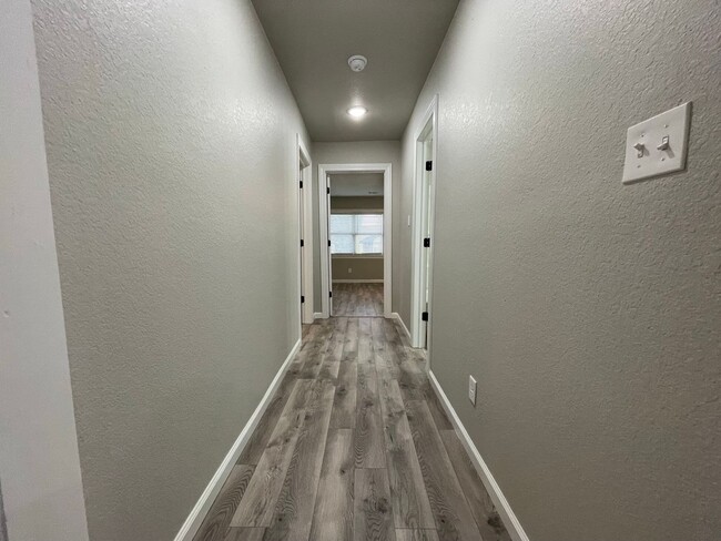 Building Photo - Beautiful 3 Bed 2 Bath Home for Rent in Fo...