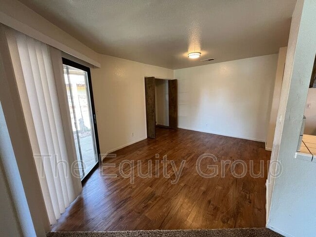 Building Photo - 4220 W Cypress Ave