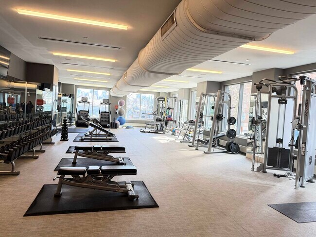 Building Photo - 9 Ave at Port Imperial