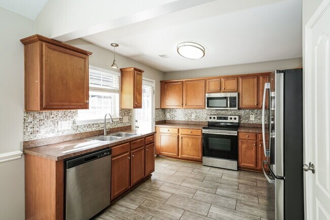 Building Photo - 1304 Saddlehorn