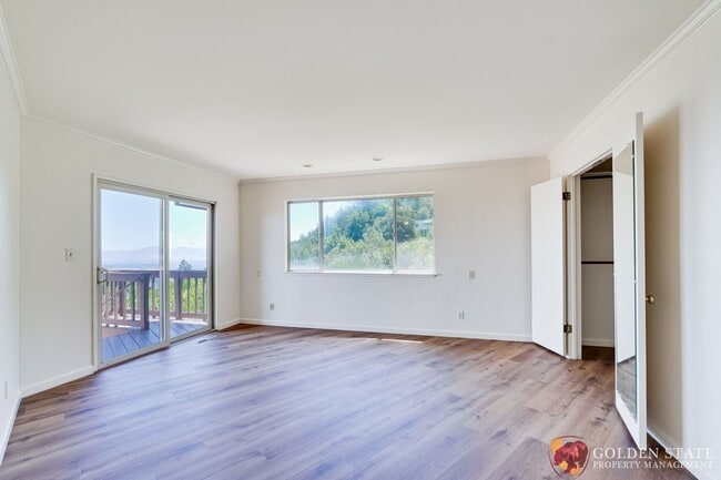 Building Photo - Private Saratoga Mountain Retreat Just Minutes from Downtown