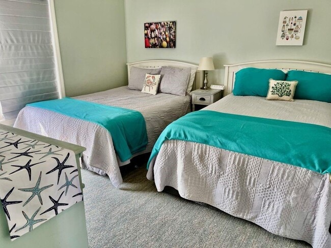 Building Photo - 115 Holden Rd