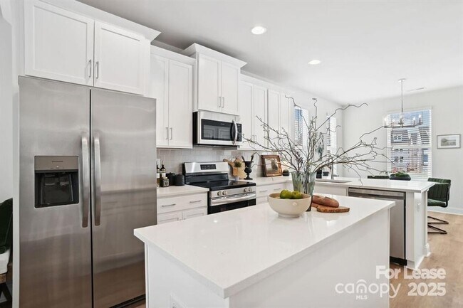 Building Photo - 6134 Wilora Lake Rd