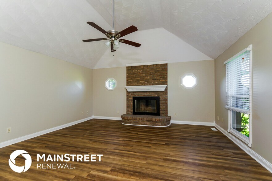 Building Photo - 300 Wava Dr