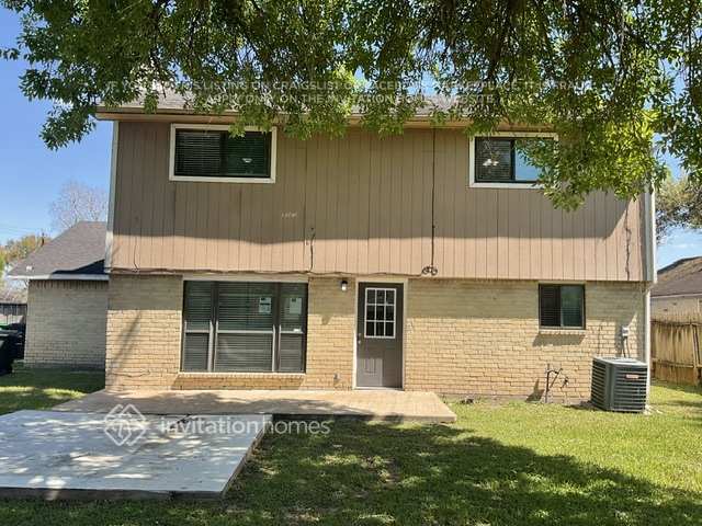 Building Photo - 16014 Logan Rock Rd