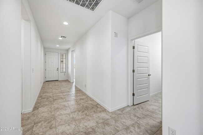 Building Photo - 14755 W Soft Wind Dr