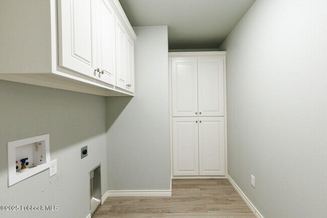 Building Photo - 7913 C R 5850