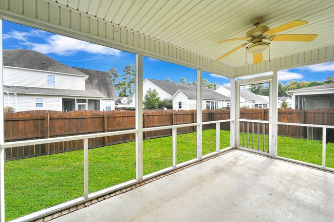 Building Photo - 2401 Dovedale Ct