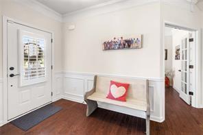 Building Photo - 496 Spring View Dr