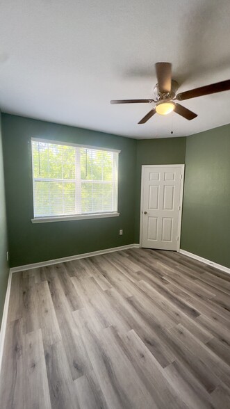 Building Photo - 405 S Villa San Marco Dr