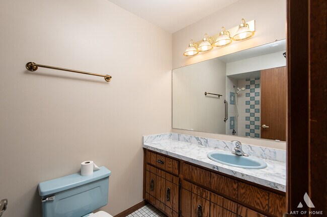 Building Photo - 7405 Tiffany Dr