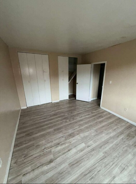 Building Photo - 13945 Superior Rd