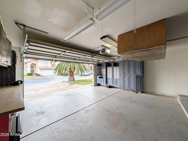 Building Photo - 1836 E Aspen Way