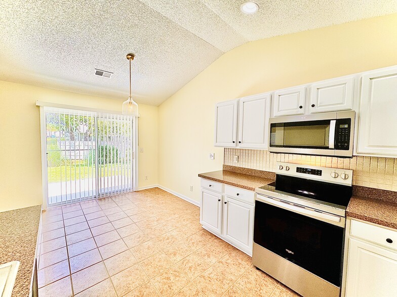 Building Photo - 188 Tibton Cir