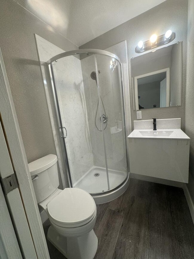 Building Photo - 517 Madera Ave