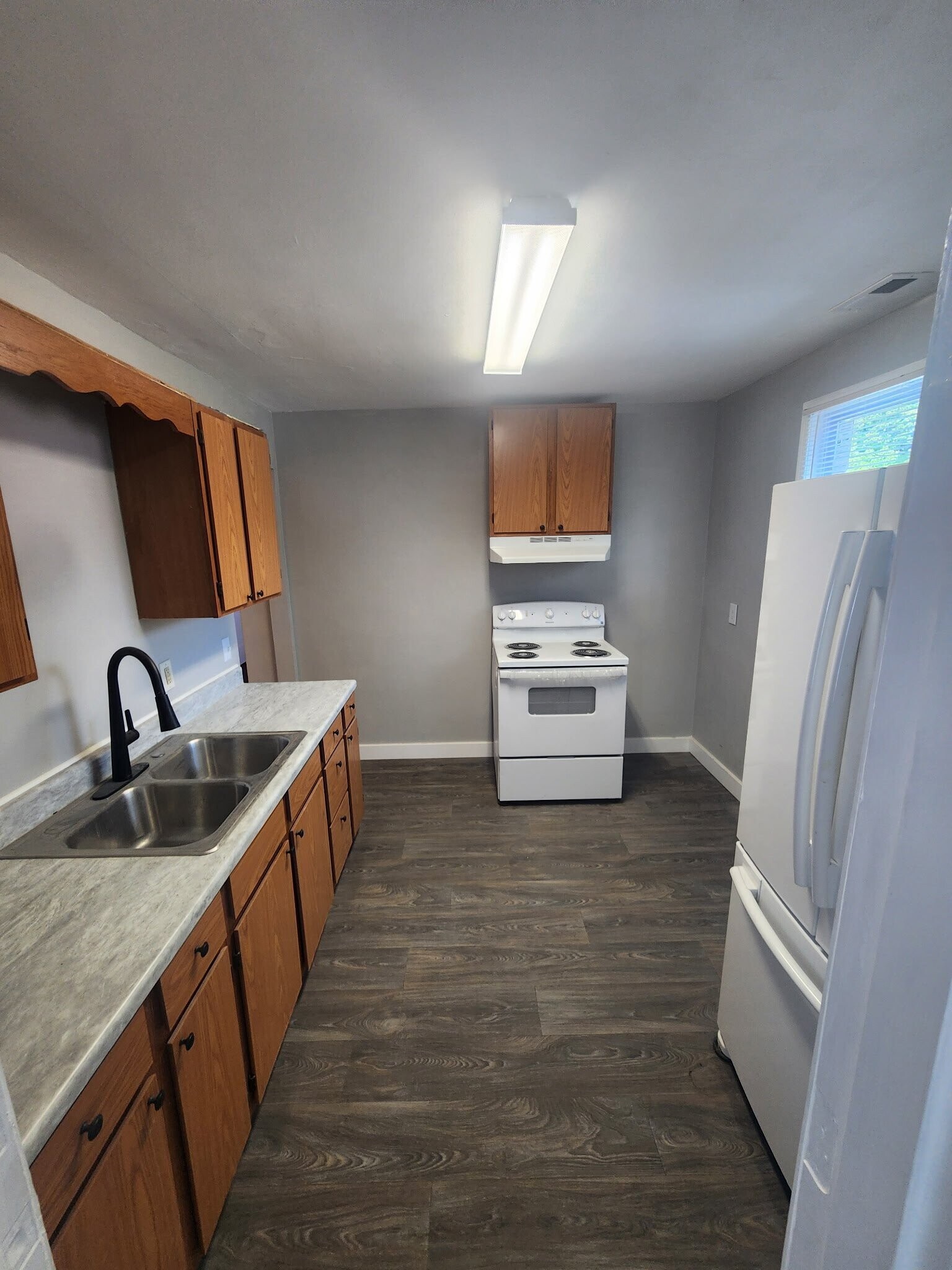 Building Photo - 136 Banneker Dr