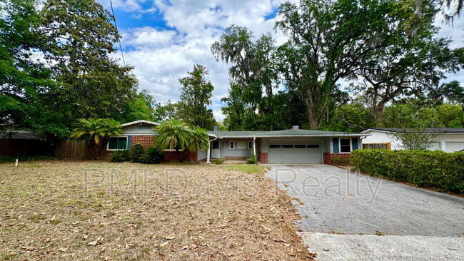 Primary Photo - 2543 Holly Point Rd W