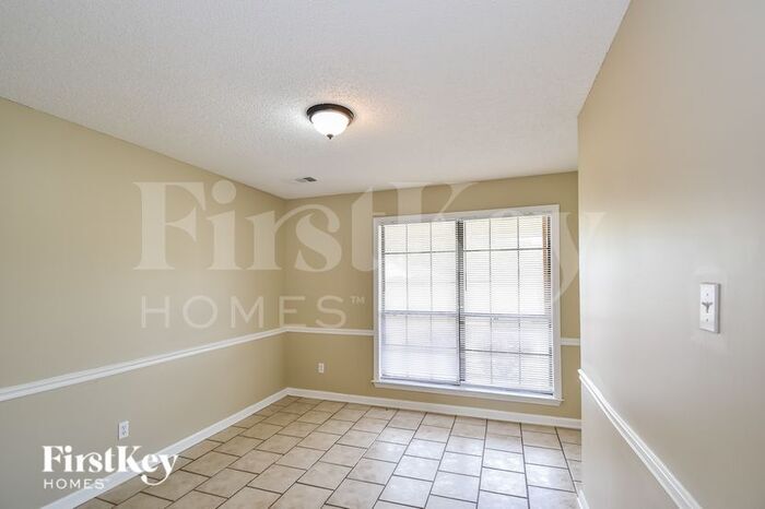 Building Photo - 3734 Oakmoor Cir E