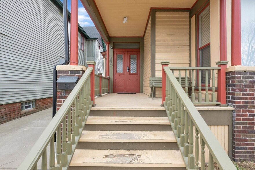 Building Photo - 3838 Bagley St