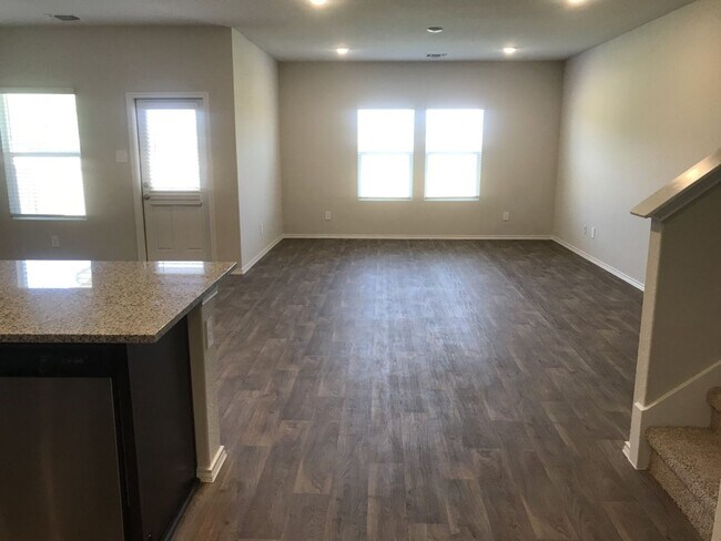 Building Photo - Beautiful Brand New Home in Arroyo Ranch