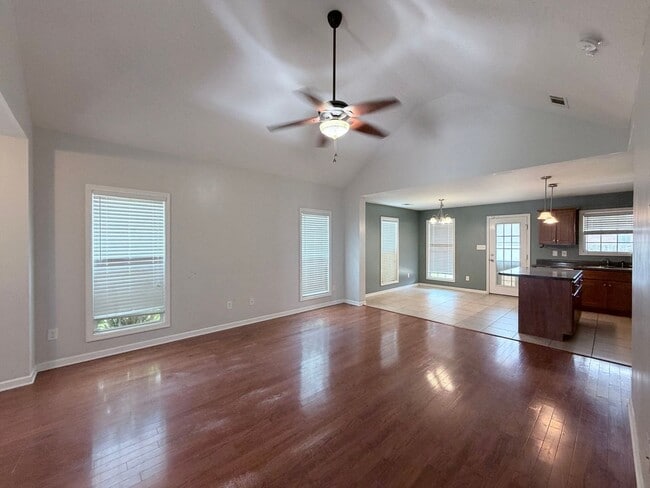 Building Photo - 1074 Grove Landing Ln