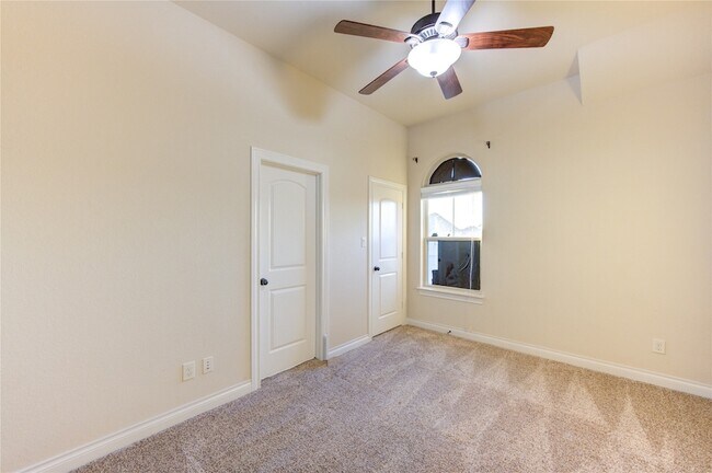 Building Photo - 11227 Dunstan Hill Dr
