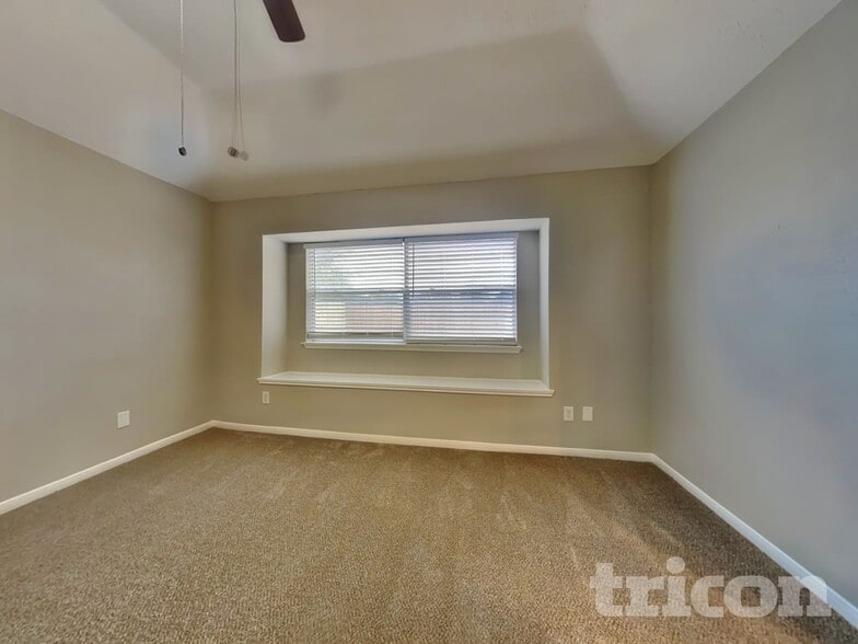 Building Photo - 7102 Tara Blue Ridge Dr