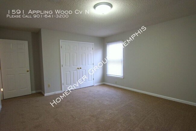 Building Photo - Updated Cordova Home!