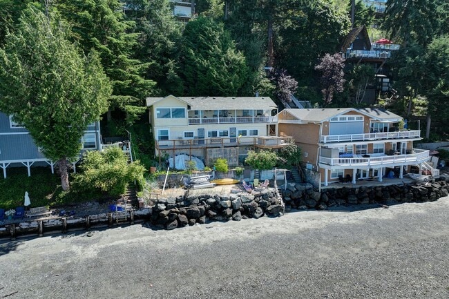Building Photo - 3bd/2ba Burien House