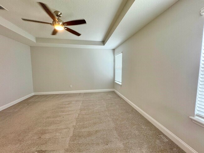 Building Photo - 13870 Harlowton Ave