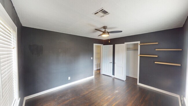 Building Photo - 4679 S Trenton Ave