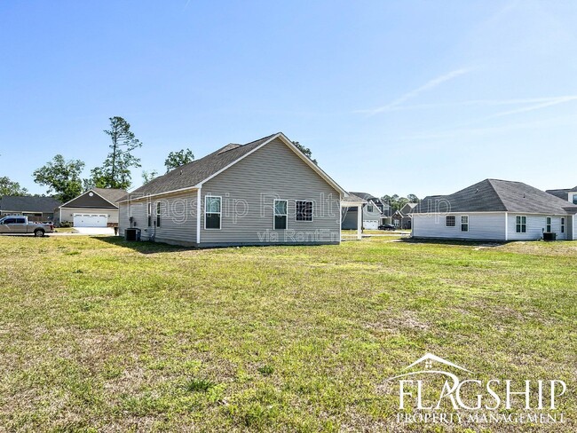 Building Photo - 118 Quail Hollow Dr
