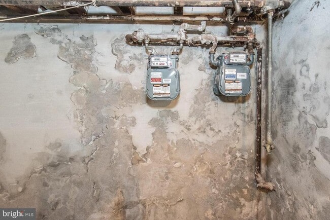 Building Photo - 8217 Thouron Ave