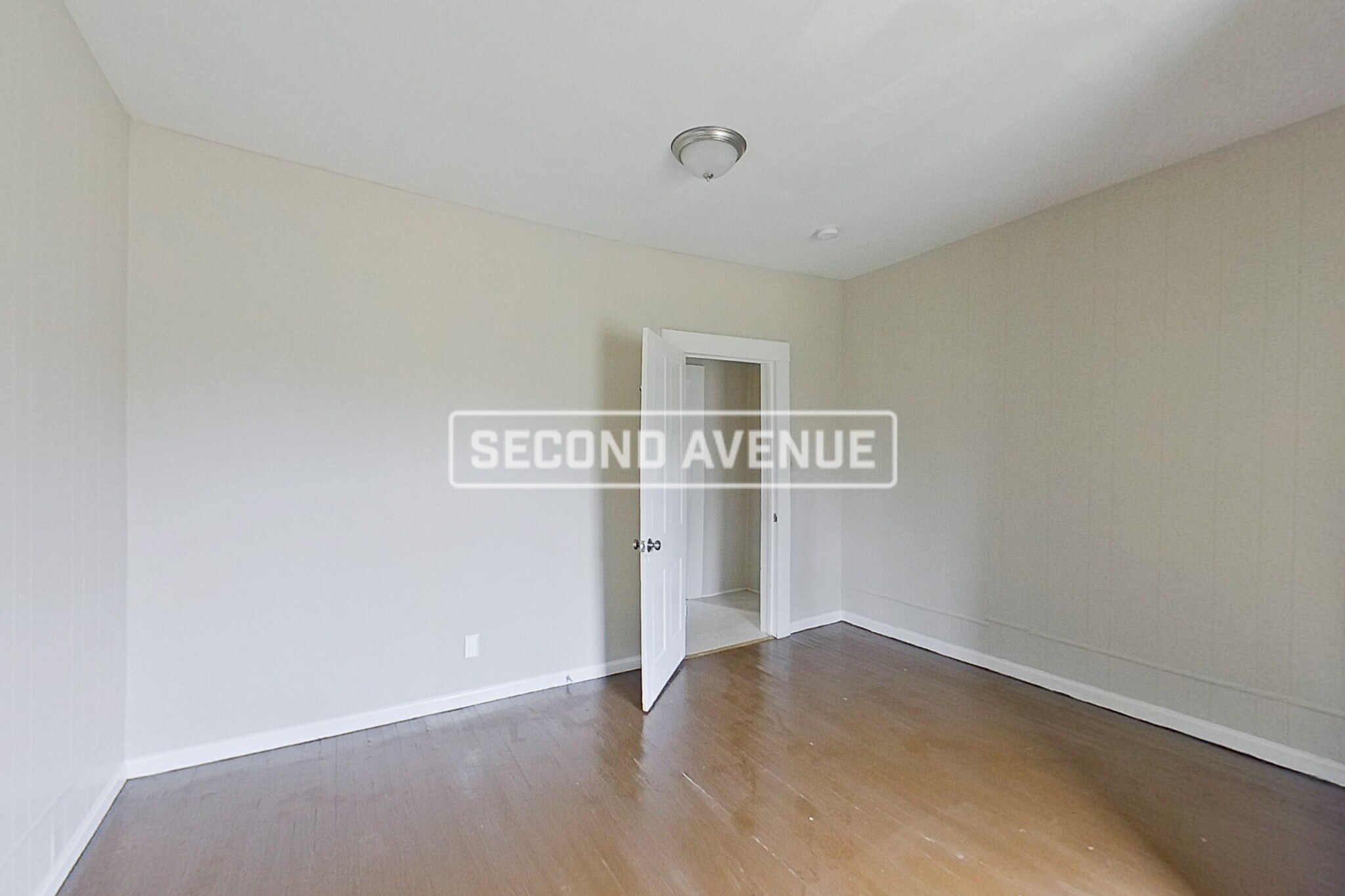 Building Photo - 3401 Hickory Ave SW