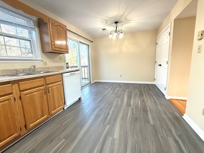 Building Photo - 66 Park Ave