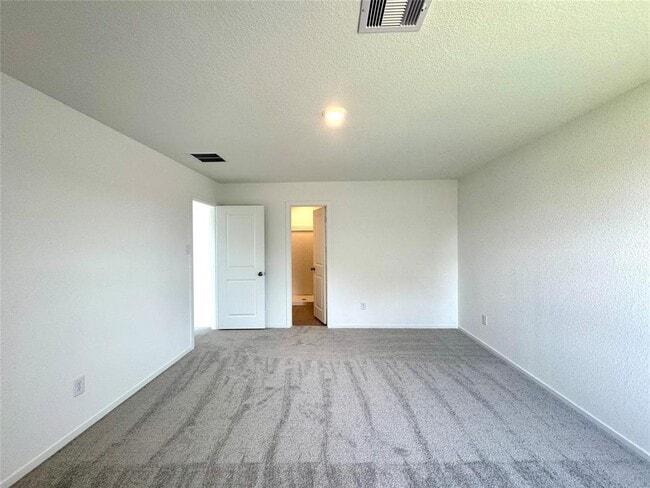 Building Photo - 28763 Texas Plns Dr