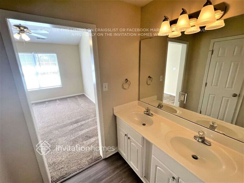 Building Photo - 6604 Autumn Gate Ln