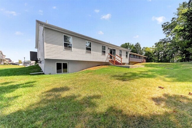 Building Photo - 5540 Autumn Trace Pkwy
