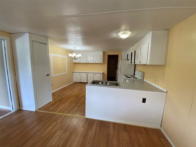 Building Photo - 205 Rd 3401